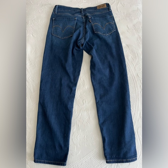 Levi’s Mid Rise Skinny Jeans Dark Wash - Picture 5 of 5